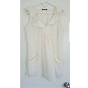 Daniel Rainn maternity cream ruffle top EUC